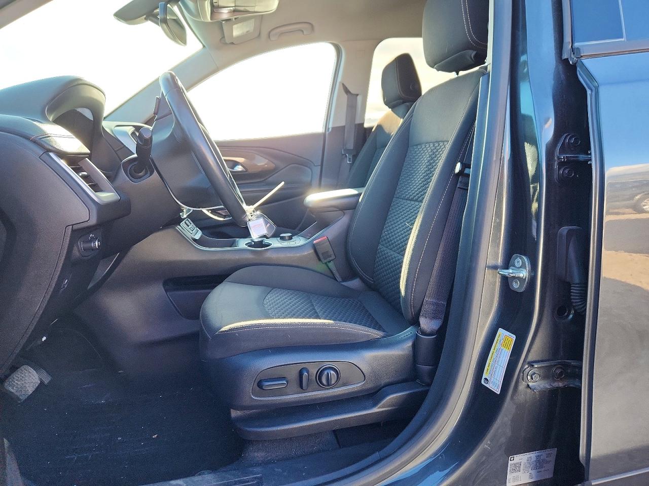 2018 GMC TERRAIN SLE photo 7