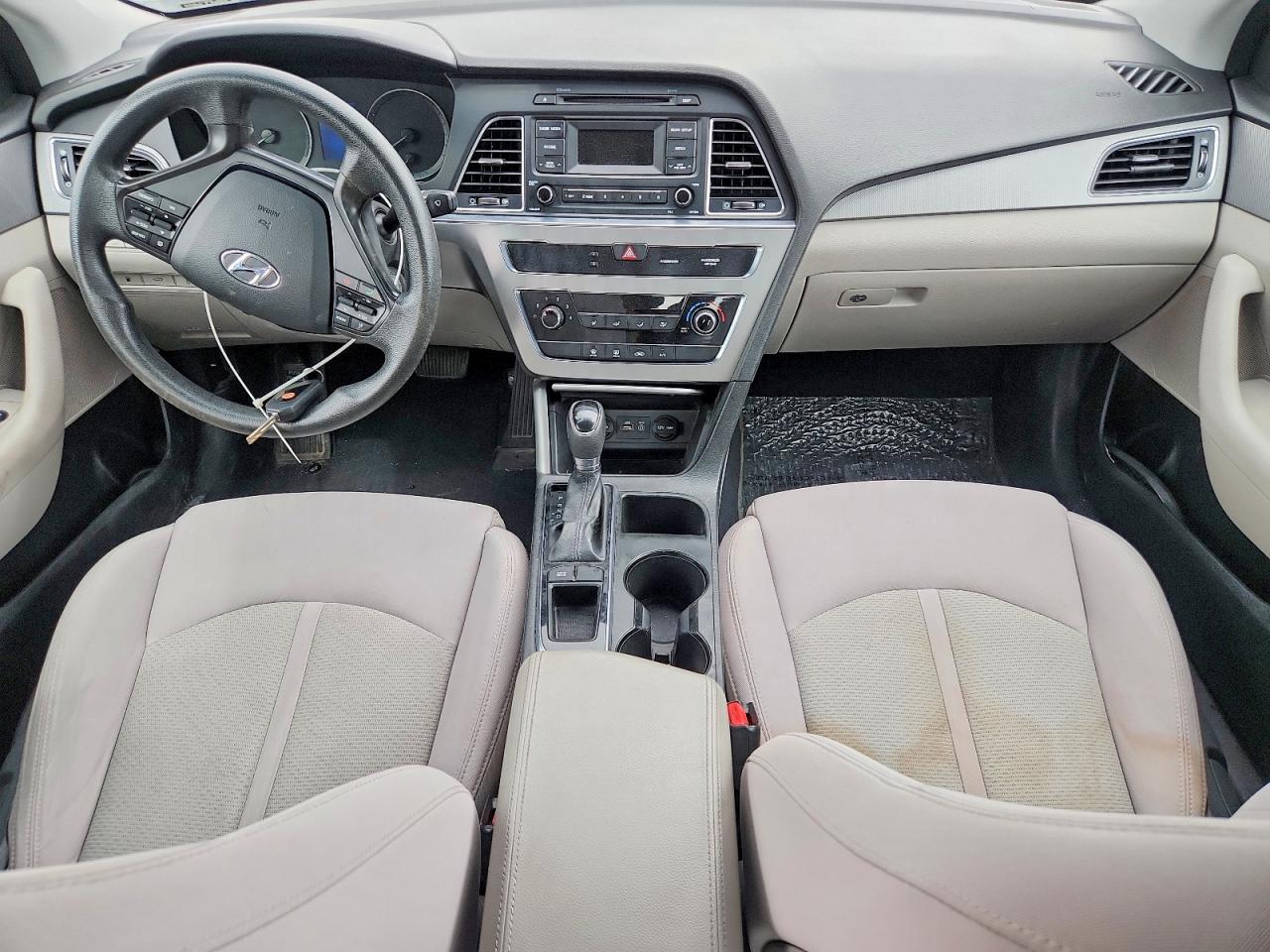 2015 HYUNDAI SONATA SE photo 22