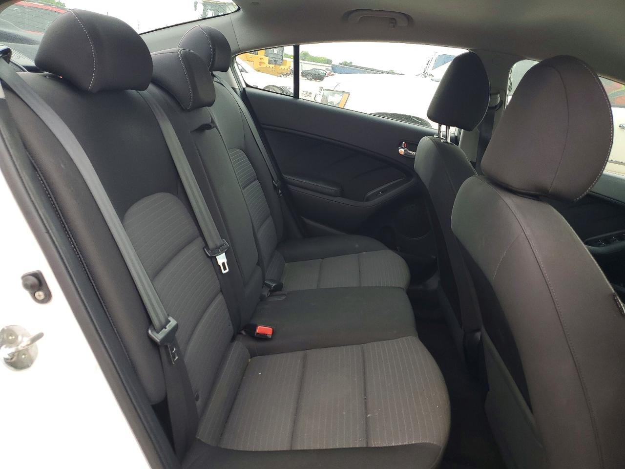 2015 KIA FORTE LX photo 19