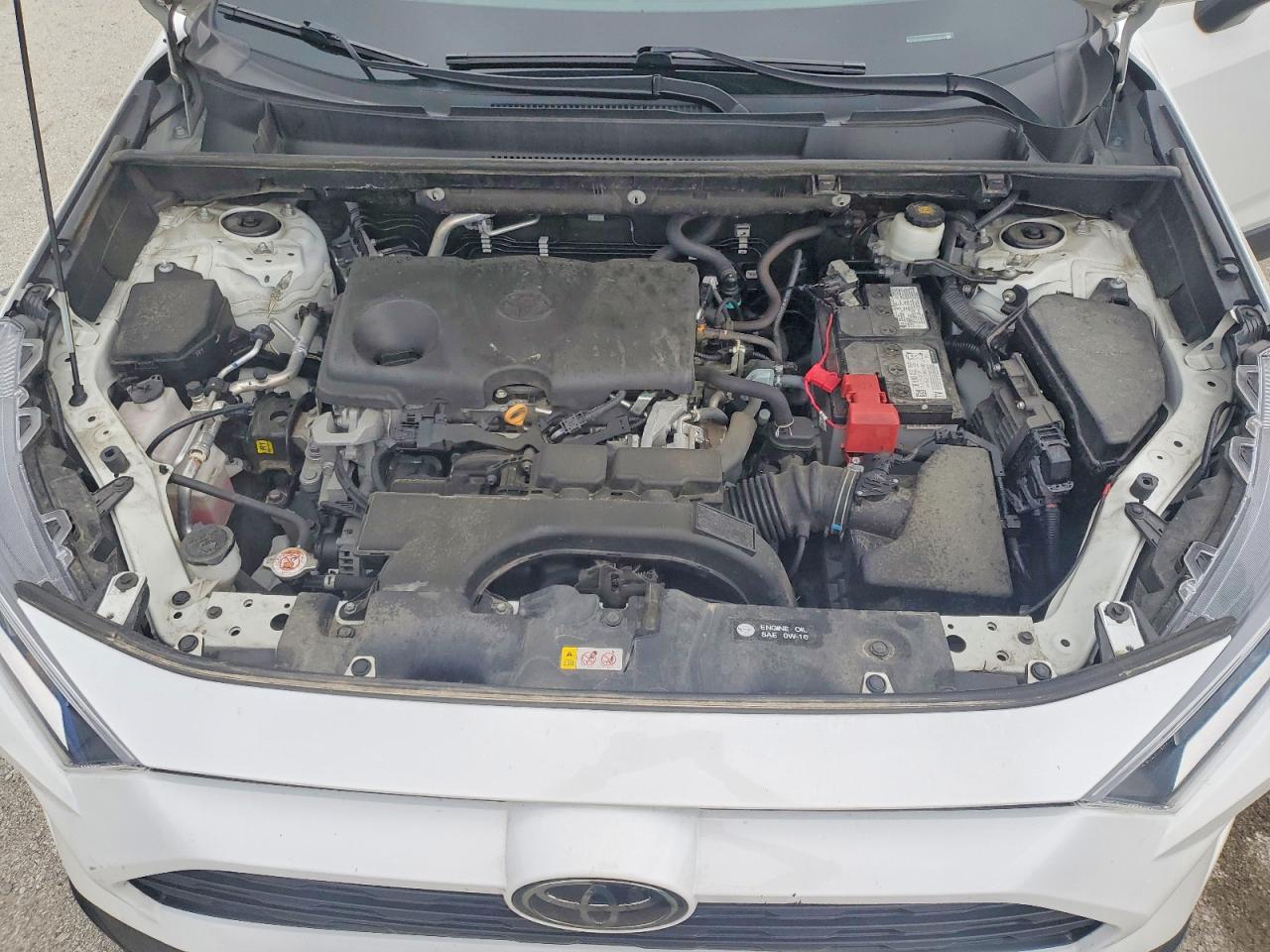 2021 TOYOTA RAV4 XLE photo 23