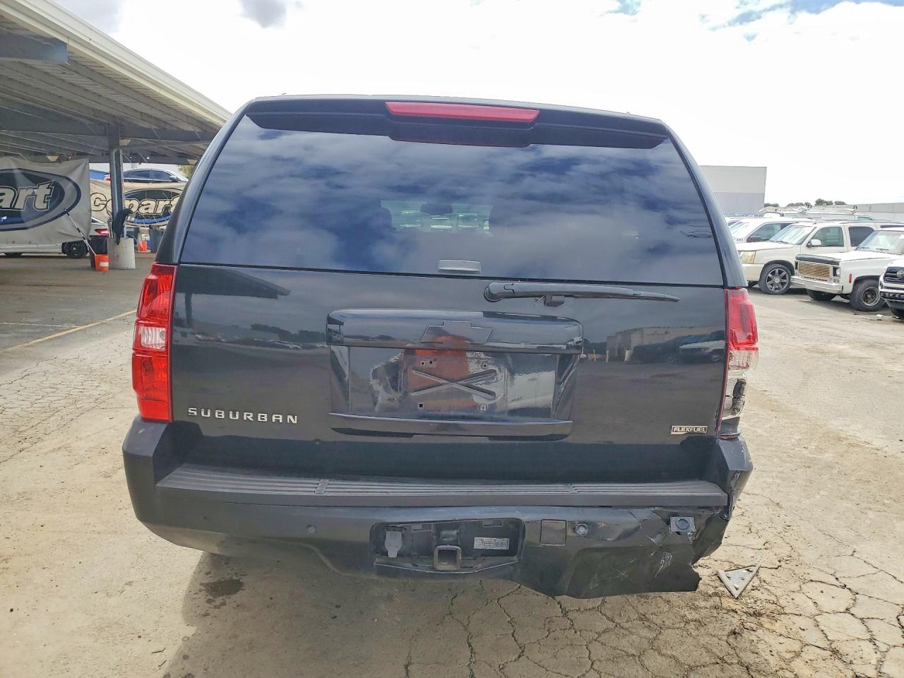 2012 CHEVROLET SUBURBAN C1500 LT photo 11
