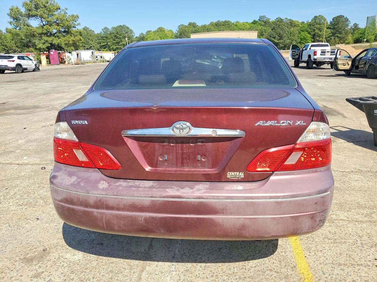2004 TOYOTA AVALON XL photo 16