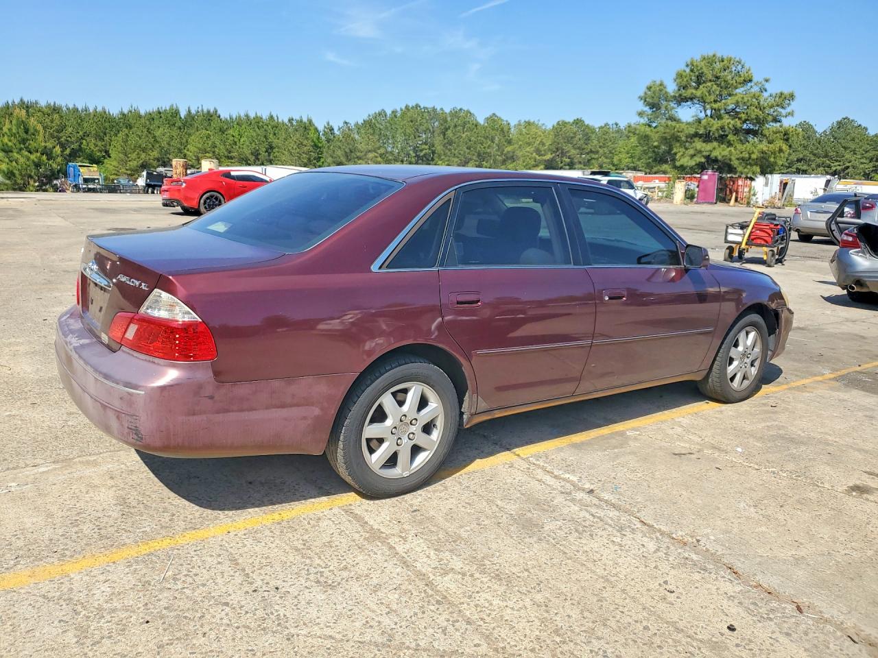 2004 TOYOTA AVALON XL photo 7