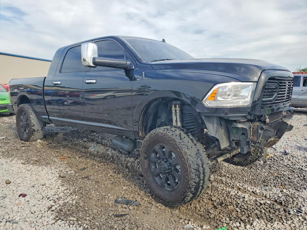 2017 RAM 2500 LARAMIE photo 7