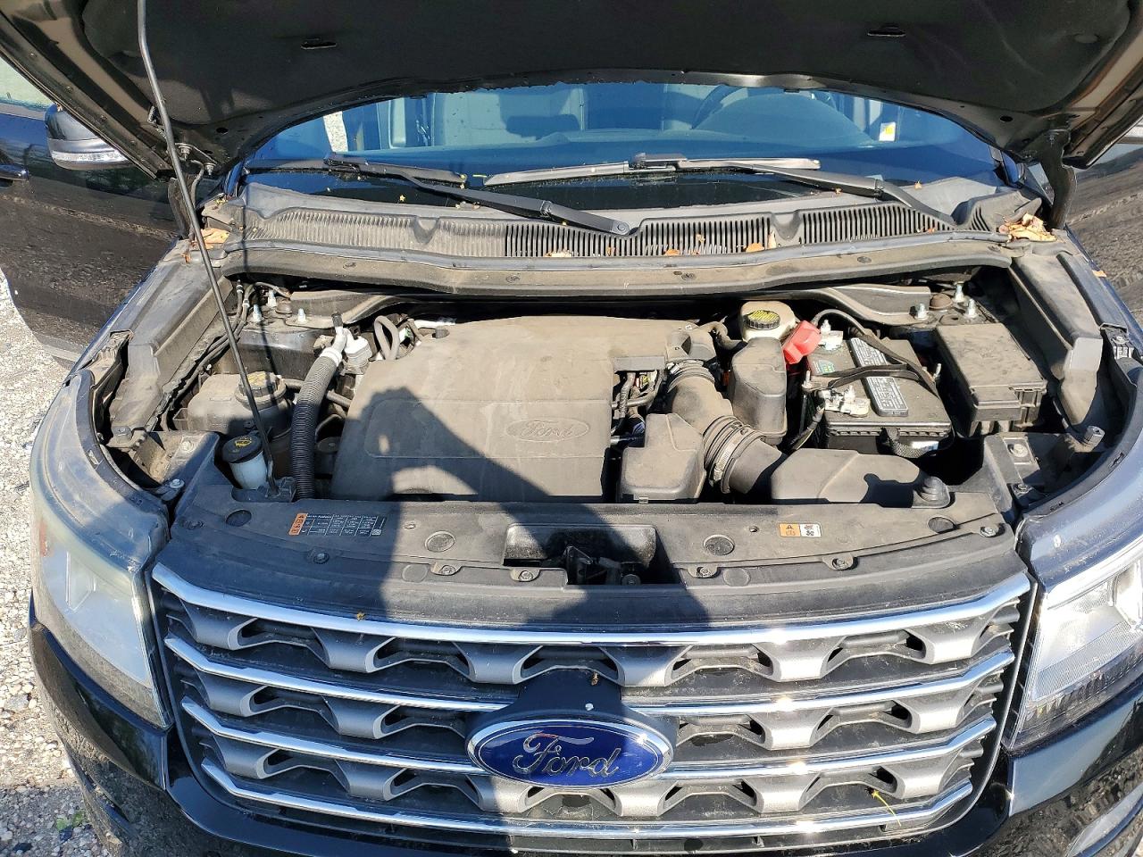 2017 FORD EXPLORER XLT photo 23