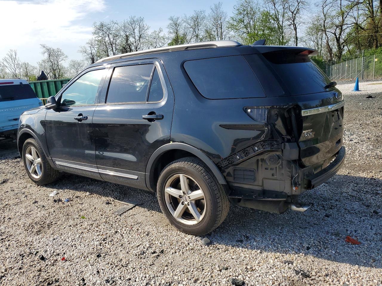 2017 FORD EXPLORER XLT photo 3