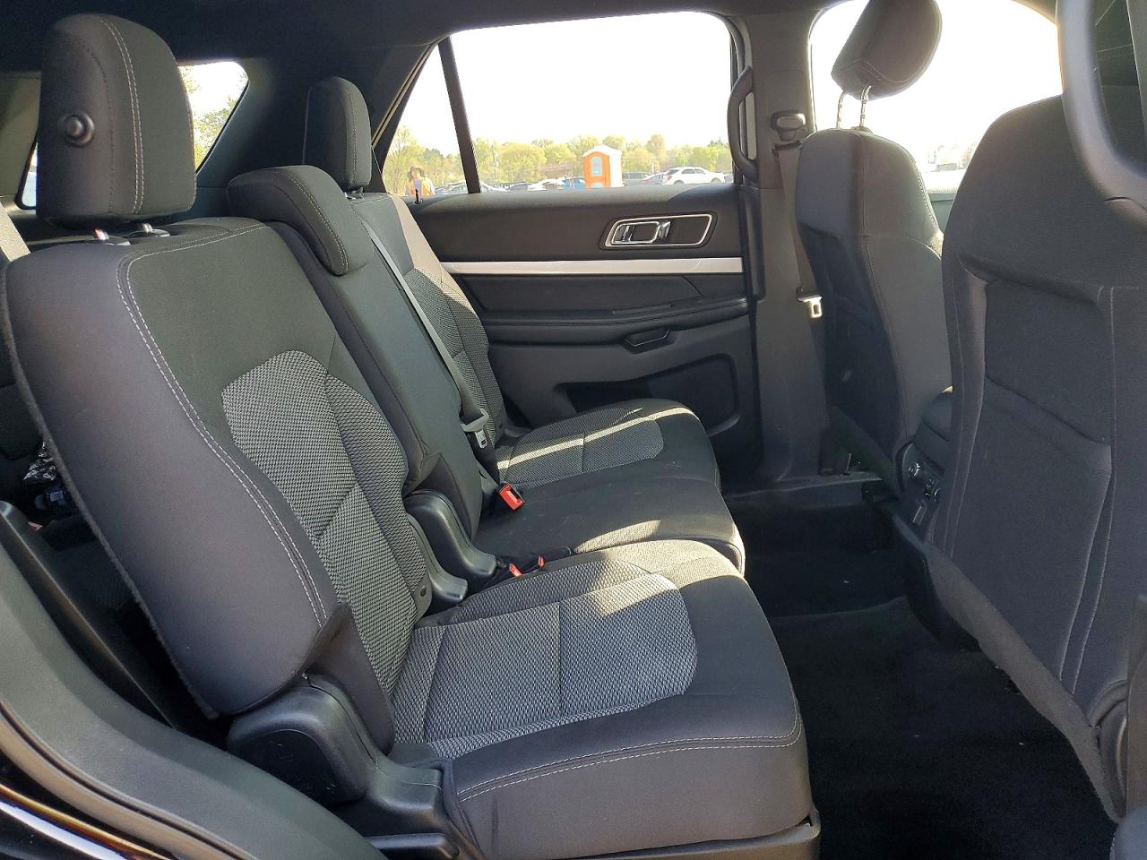 2017 FORD EXPLORER XLT photo 21