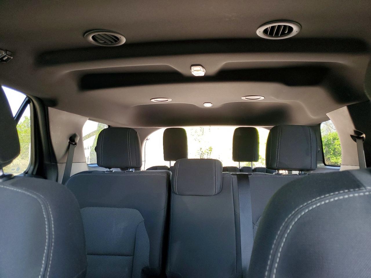 2017 FORD EXPLORER XLT photo 19