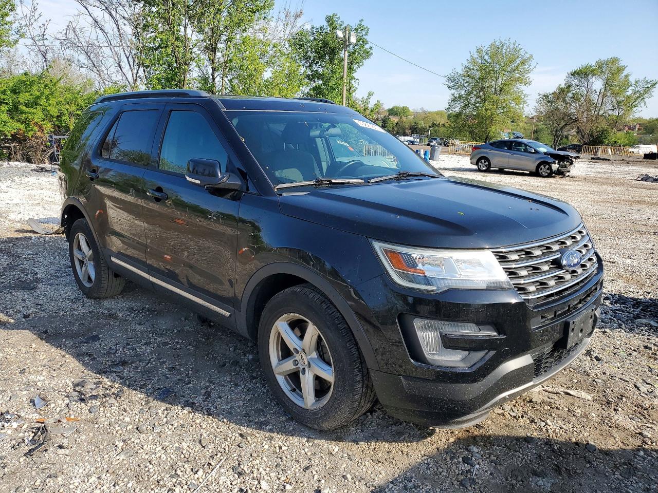 2017 FORD EXPLORER XLT photo 7