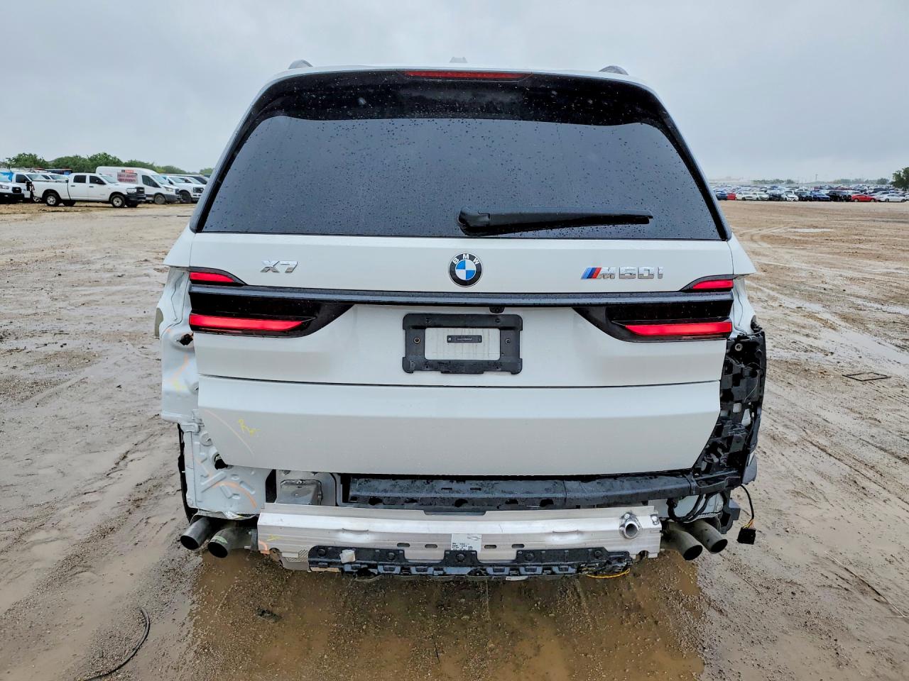 2025 BMW X7 M60I photo 11