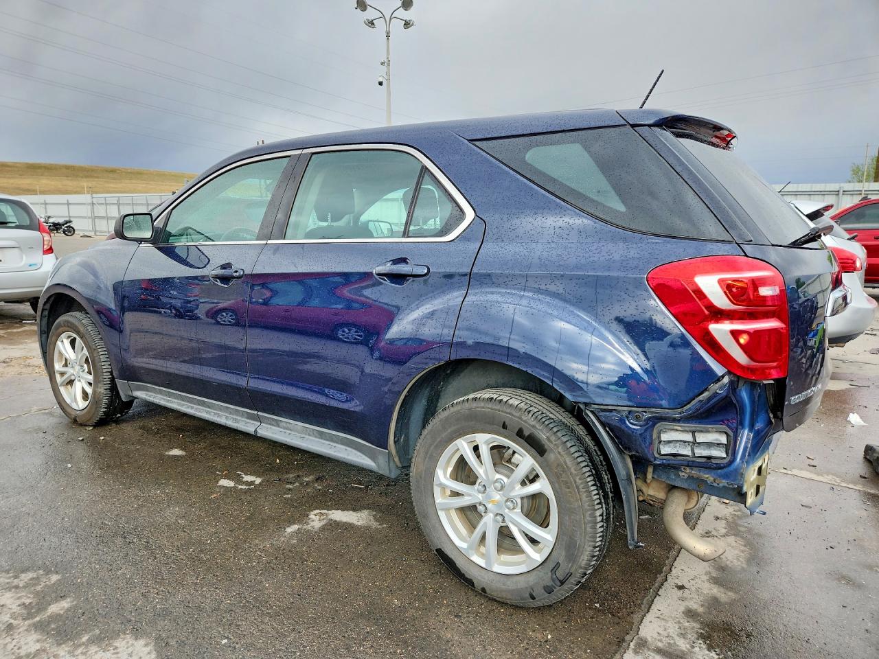 2017 CHEVROLET EQUINOX LS photo 3