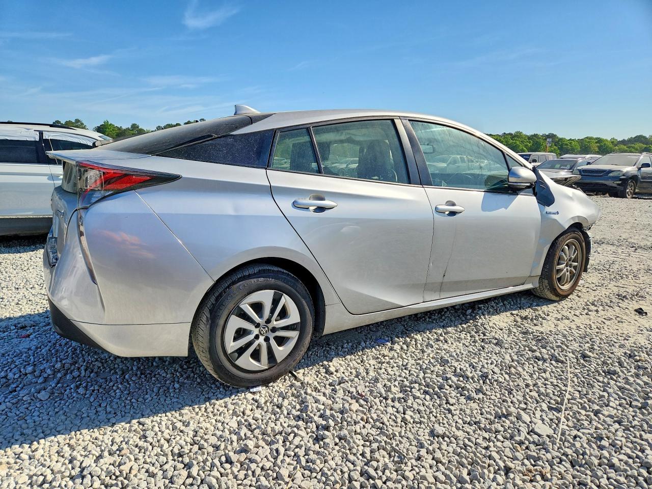2016 TOYOTA PRIUS FOUR photo 5