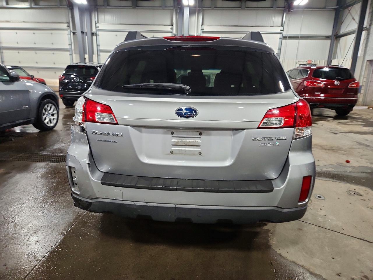 2010 SUBARU OUTBACK 2.5I LIMITED photo 11