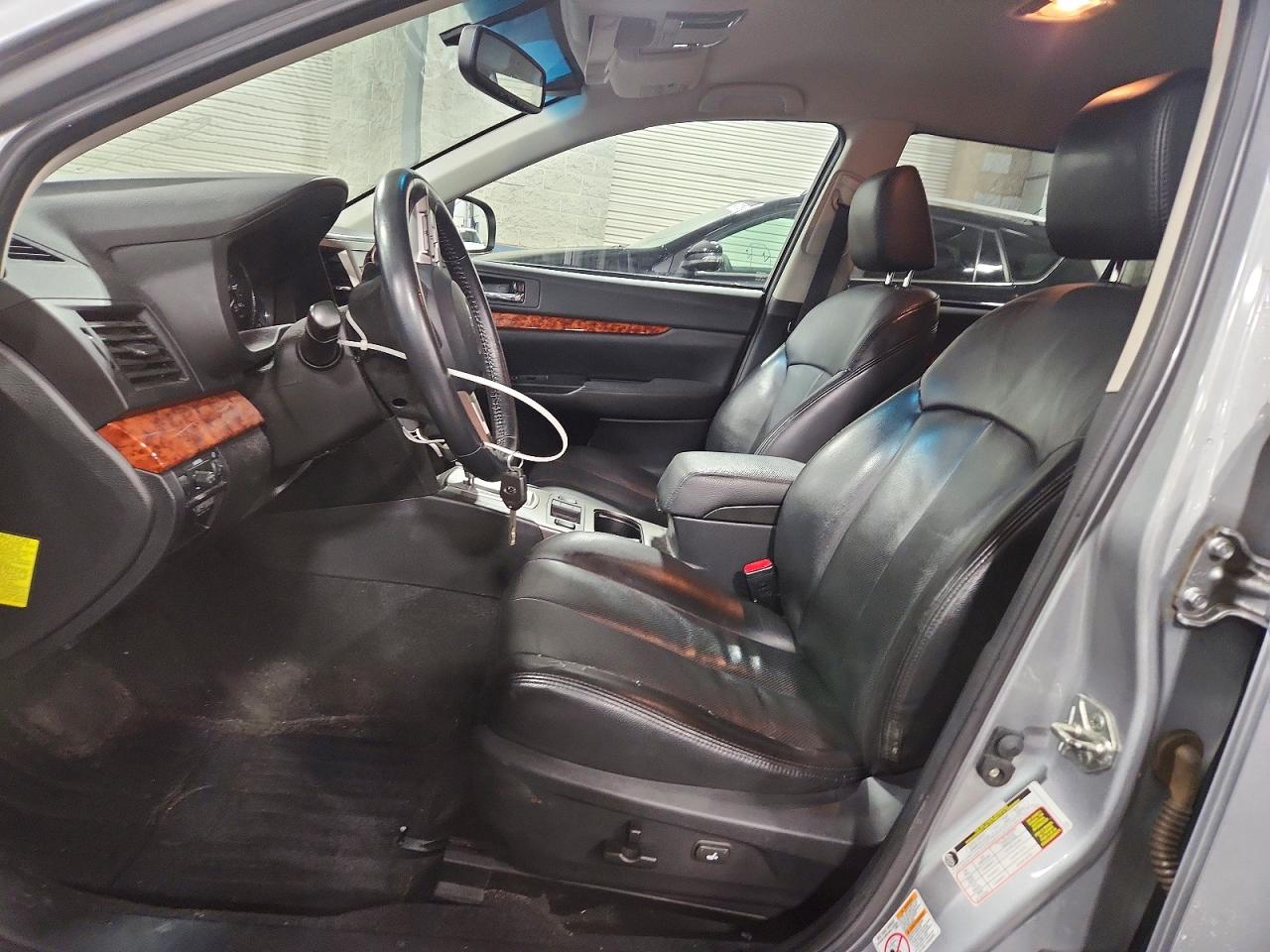 2010 SUBARU OUTBACK 2.5I LIMITED photo 13