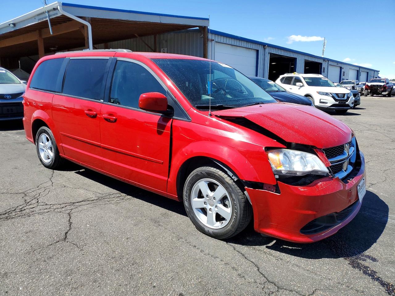 2013 DODGE GRAND CARAVAN SXT photo 4
