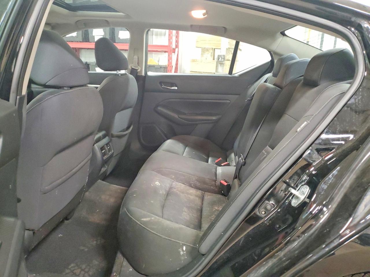 2019 NISSAN ALTIMA SV photo 10