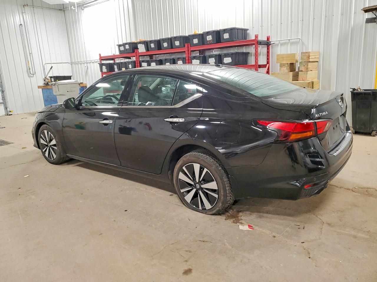 2019 NISSAN ALTIMA SV photo 2