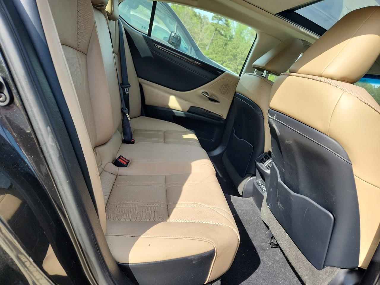 2019 LEXUS ES 350 photo 19