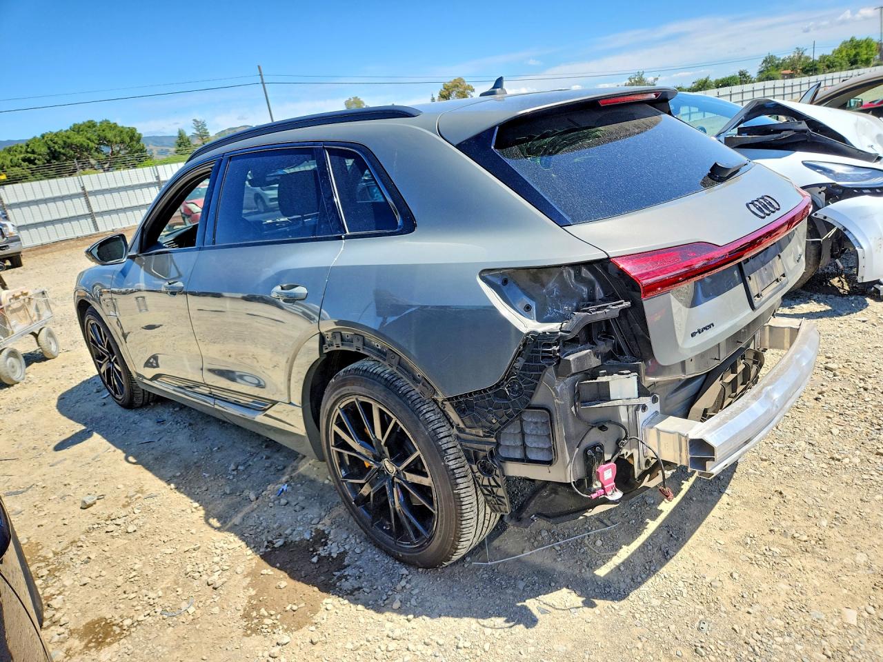 2022 AUDI E-TRON CHRONOS photo 3
