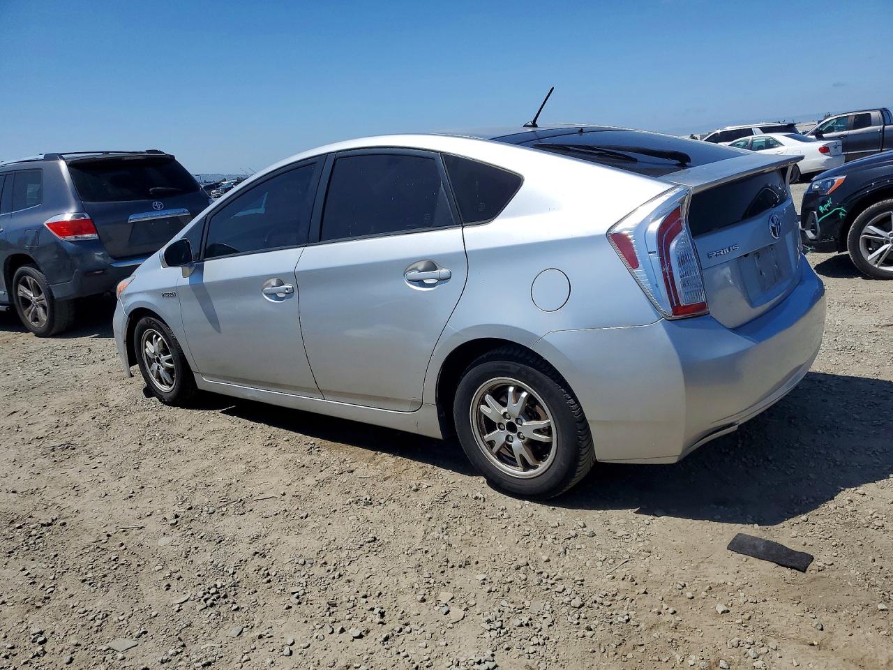 2012 TOYOTA PRIUS II photo 3