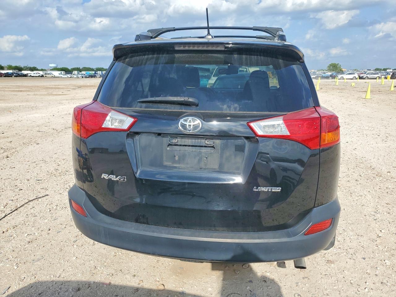 2015 TOYOTA RAV4 LIMITED photo 11