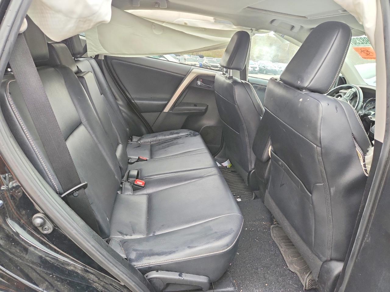 2015 TOYOTA RAV4 LIMITED photo 28