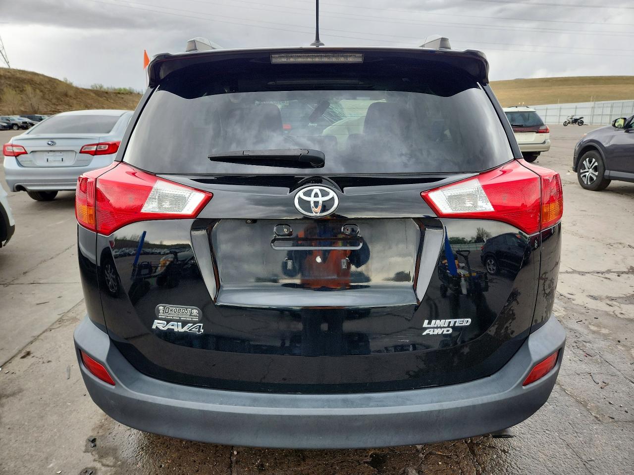 2015 TOYOTA RAV4 LIMITED photo 16