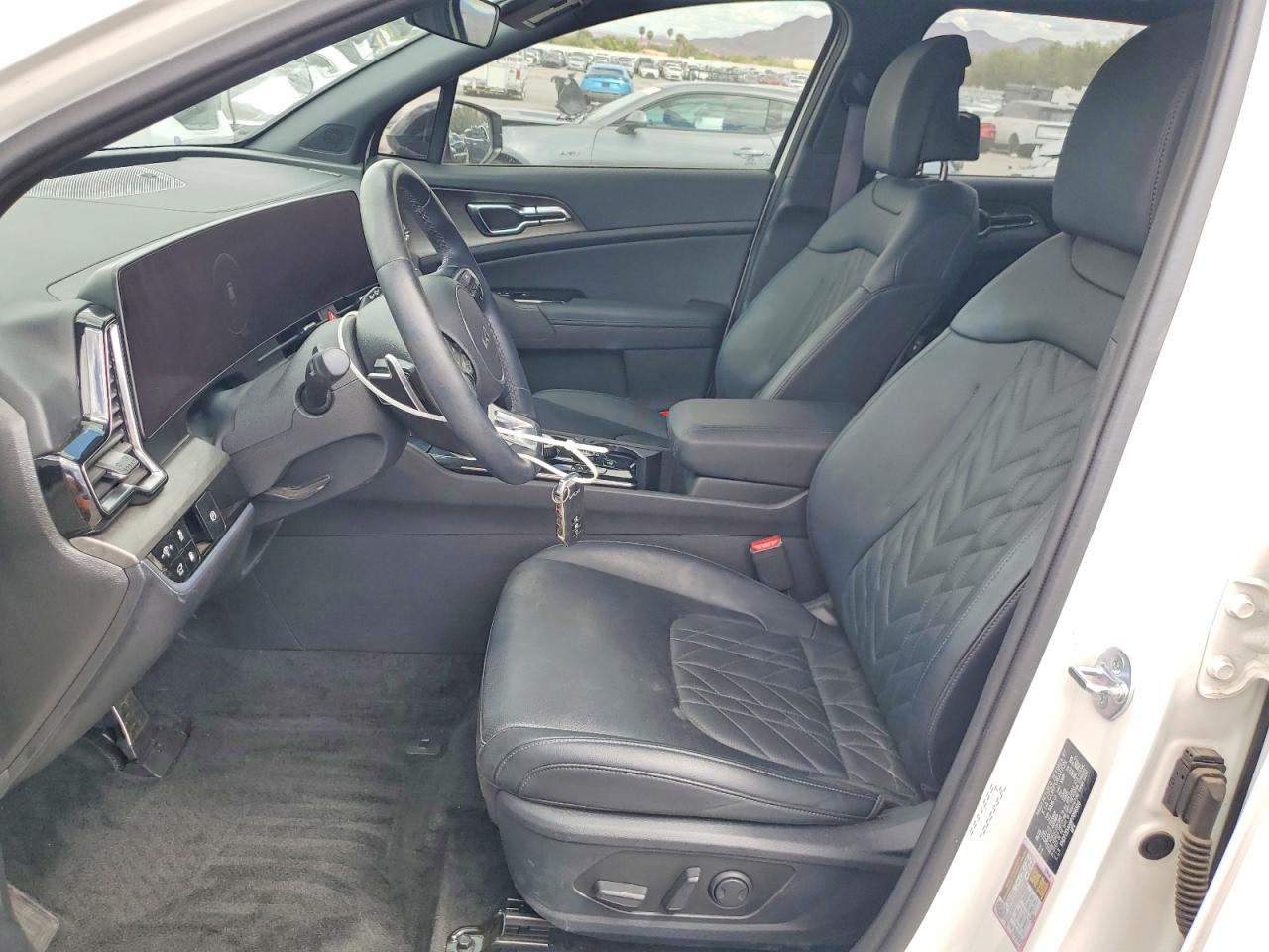 2023 KIA SPORTAGE X-LINE PRESTIGE photo 13