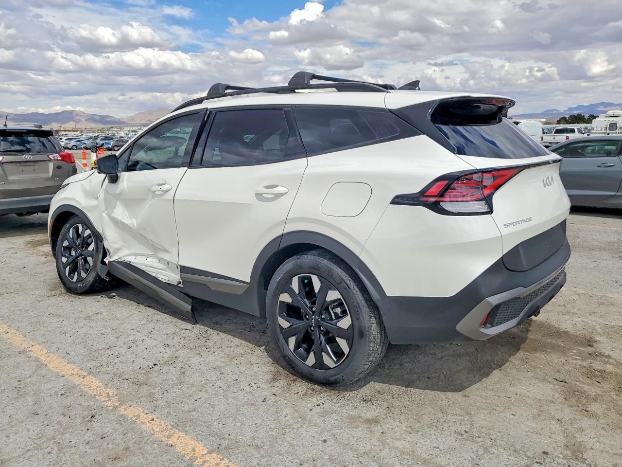 2023 KIA SPORTAGE X-LINE PRESTIGE photo 3