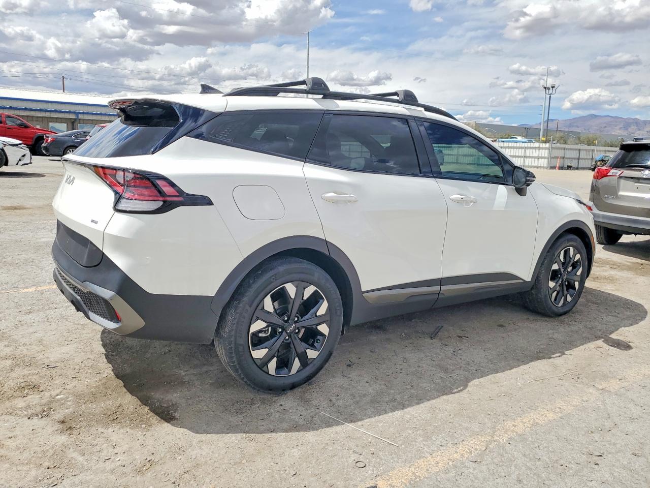 2023 KIA SPORTAGE X-LINE PRESTIGE photo 5