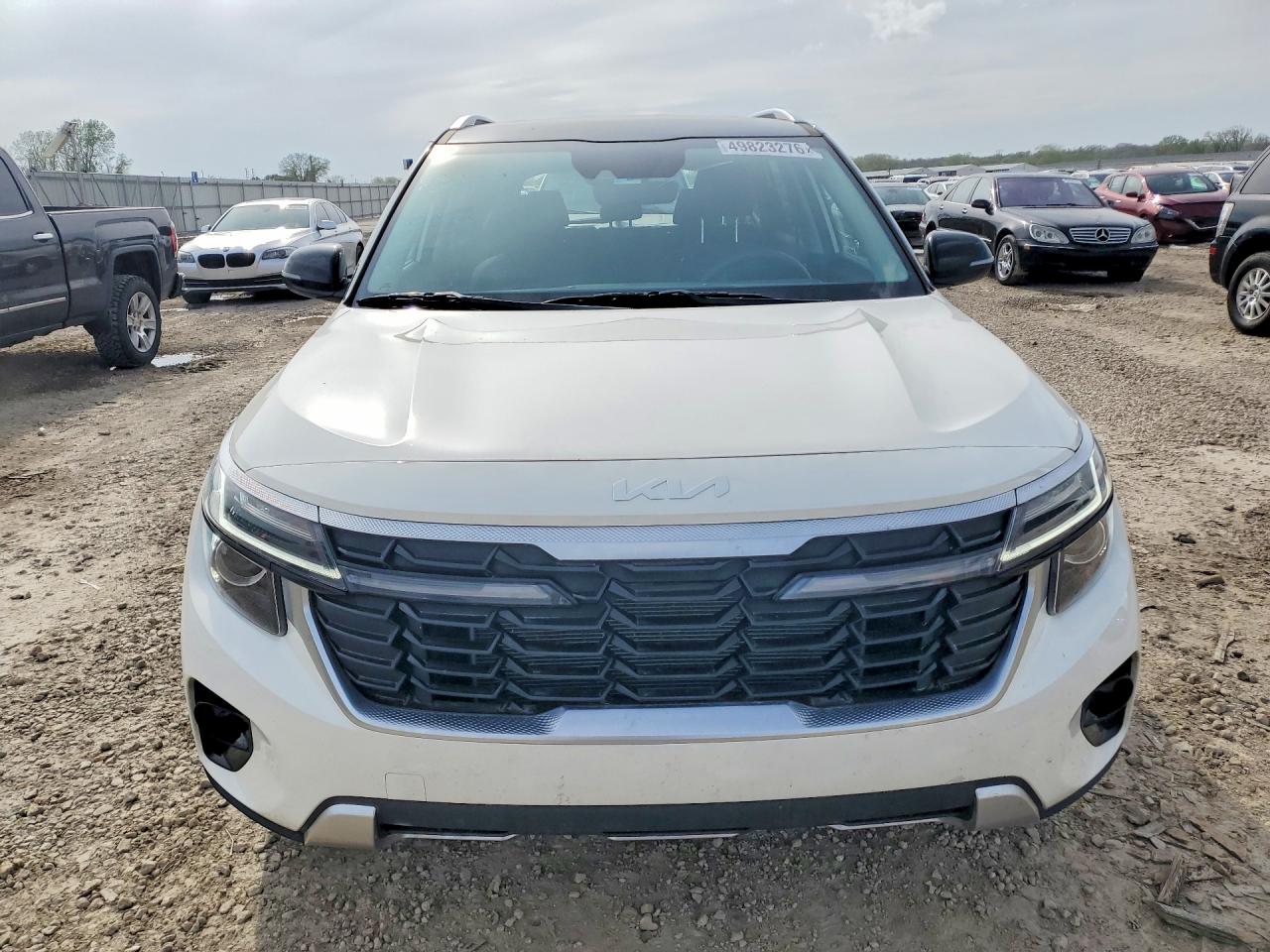 2025 KIA SELTOS S photo 9