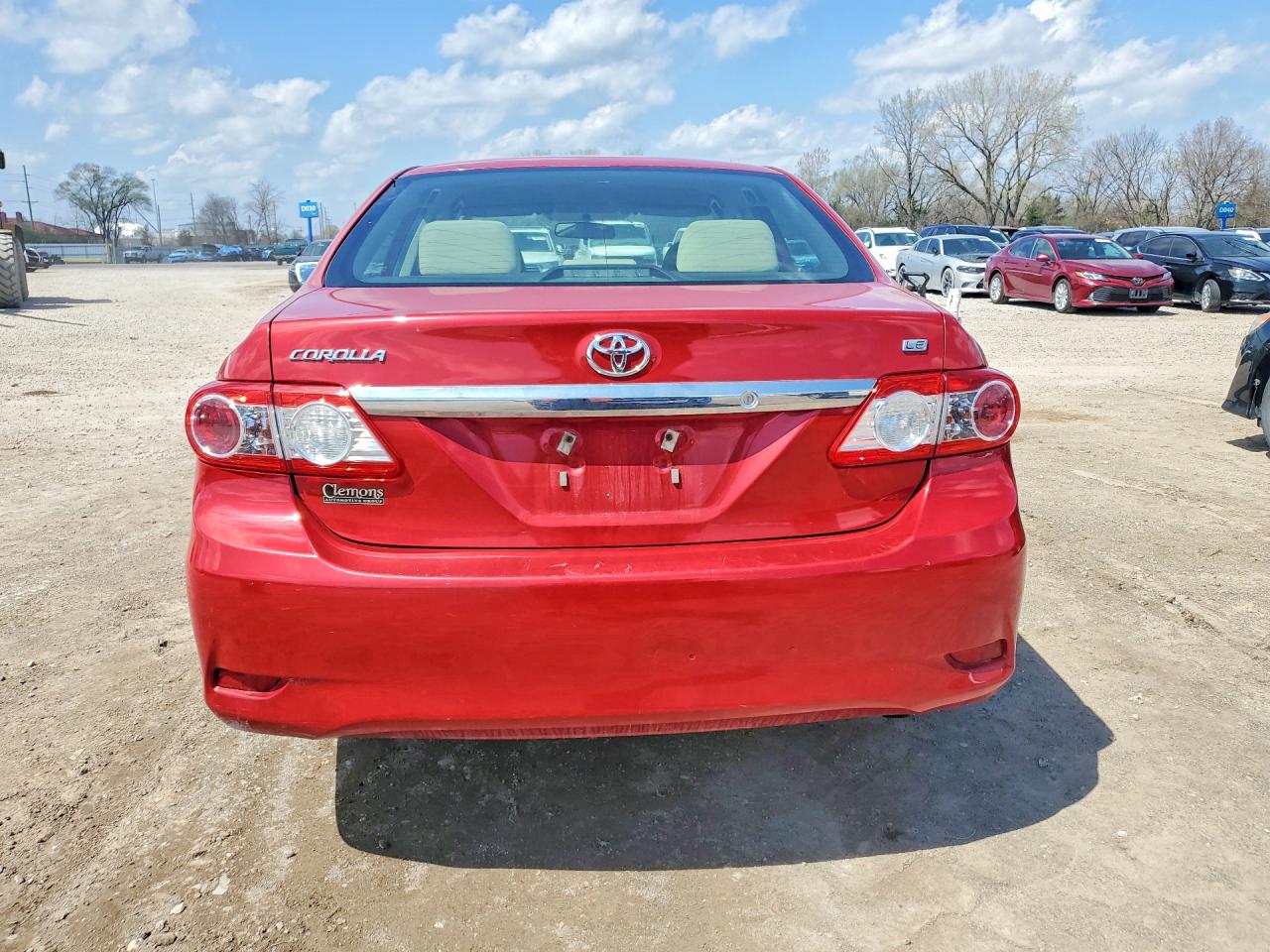 2012 TOYOTA COROLLA LE photo 11