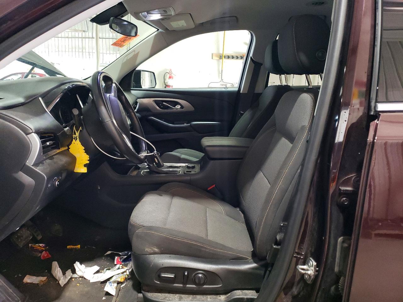 2020 CHEVROLET TRAVERSE LT photo 19