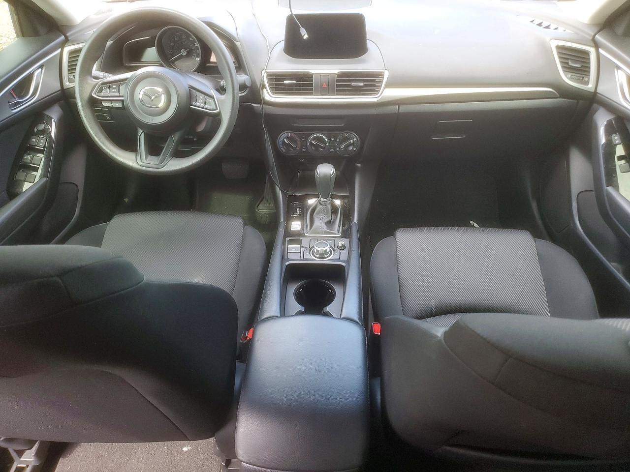 2017 MAZDA 3 SPORT photo 8