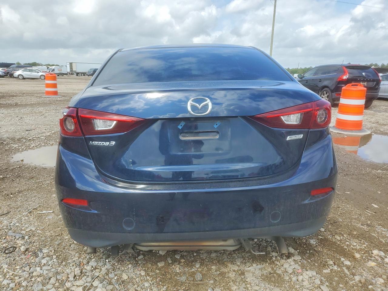 2017 MAZDA 3 SPORT photo 6