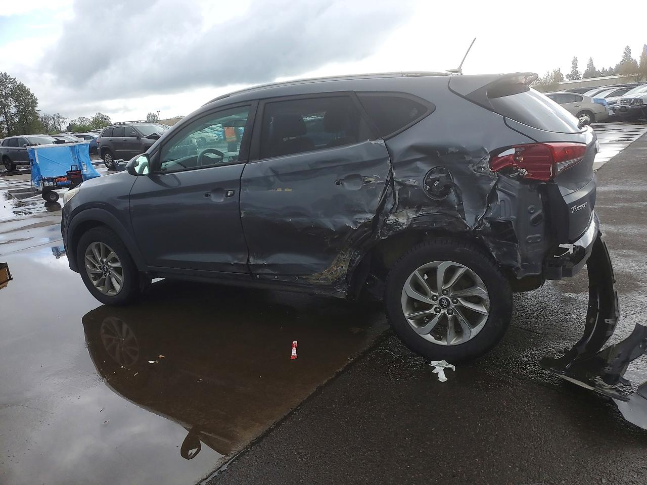 2016 HYUNDAI TUCSON SE photo 3