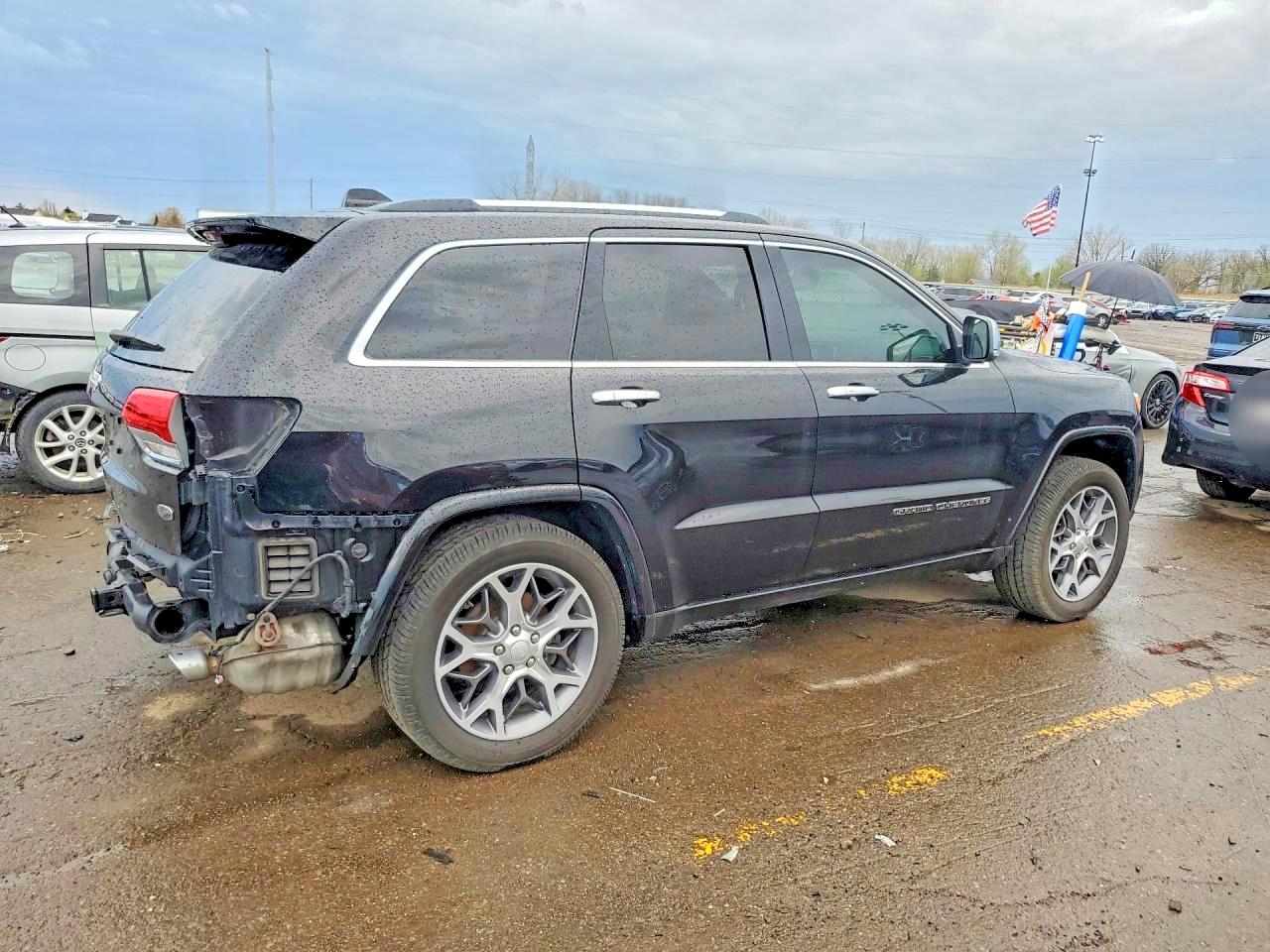 2020 JEEP GRAND CHEROKEE OVERLAND photo 7