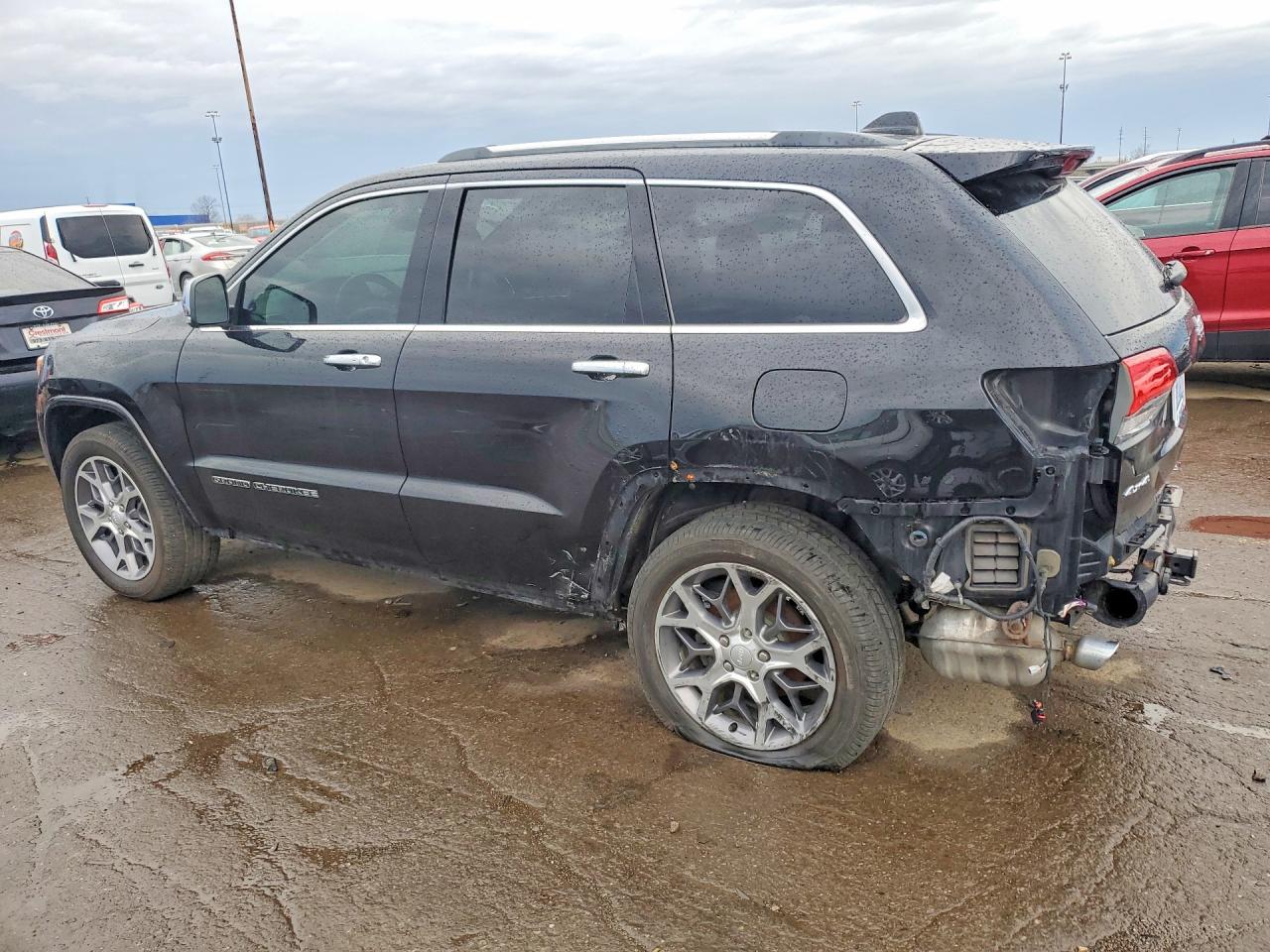 2020 JEEP GRAND CHEROKEE OVERLAND photo 4