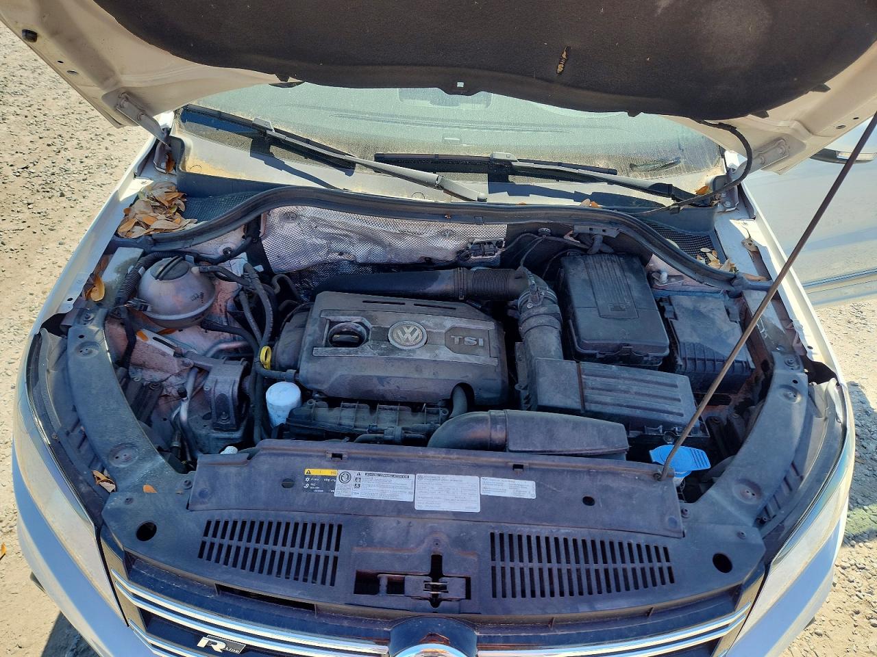 2016 VOLKSWAGEN TIGUAN S photo 34