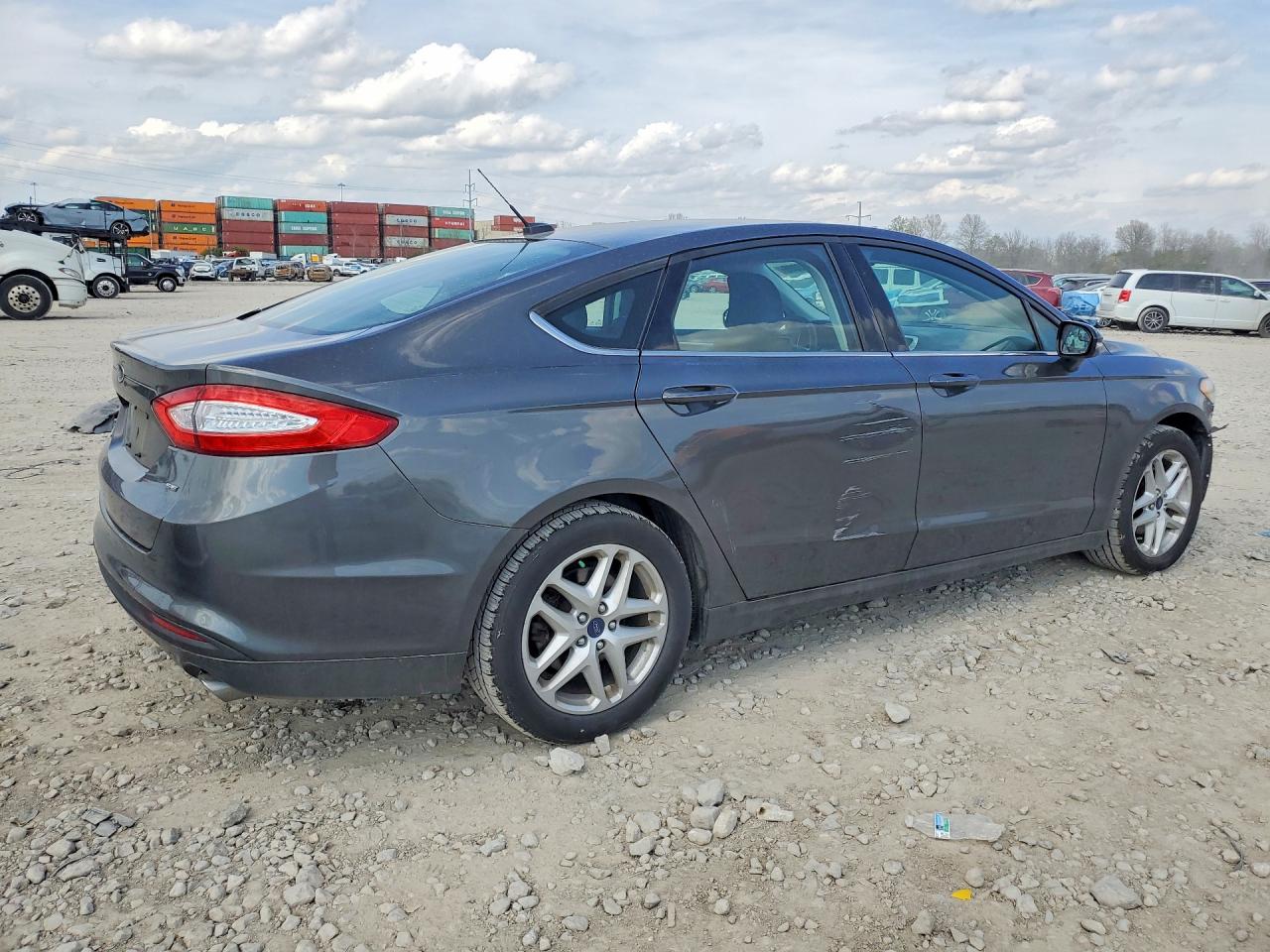 2016 FORD FUSION SE photo 7