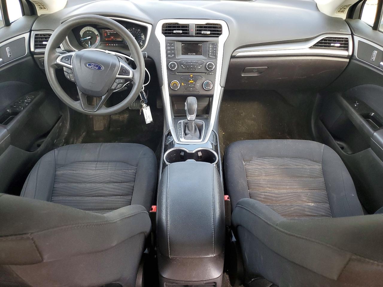 2016 FORD FUSION SE photo 22