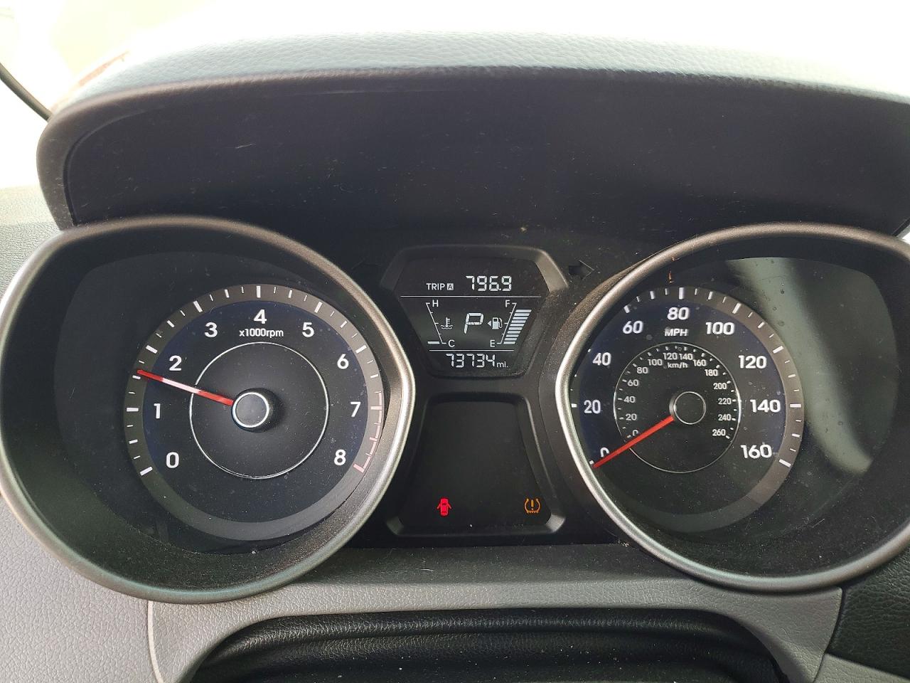 2014 HYUNDAI ELANTRA SE photo 25