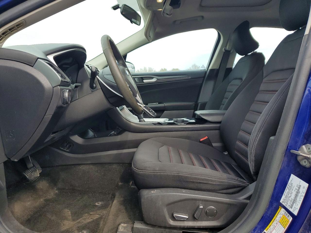 2016 FORD FUSION SE photo 19