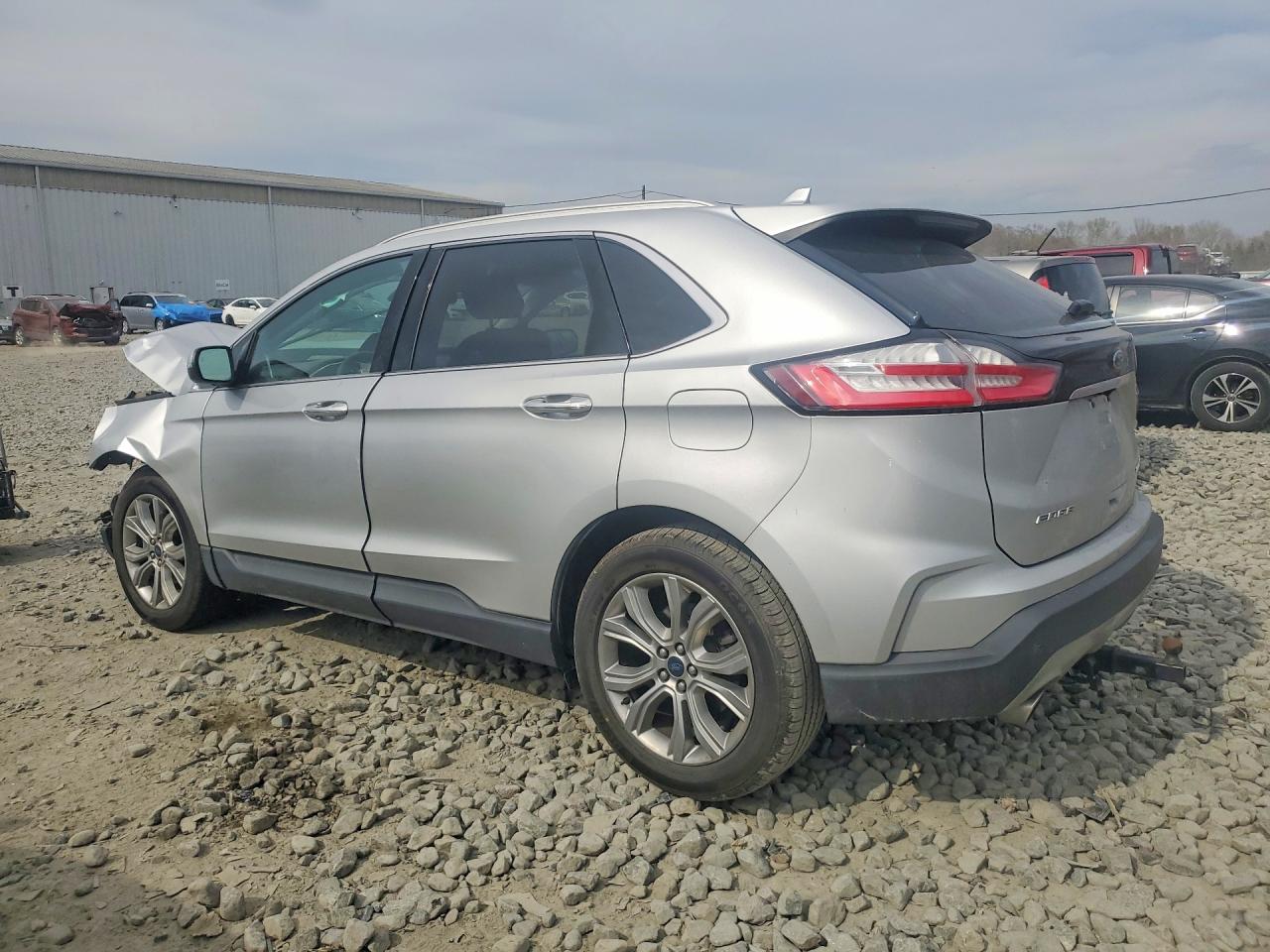 2019 FORD EDGE TITANIUM photo 4