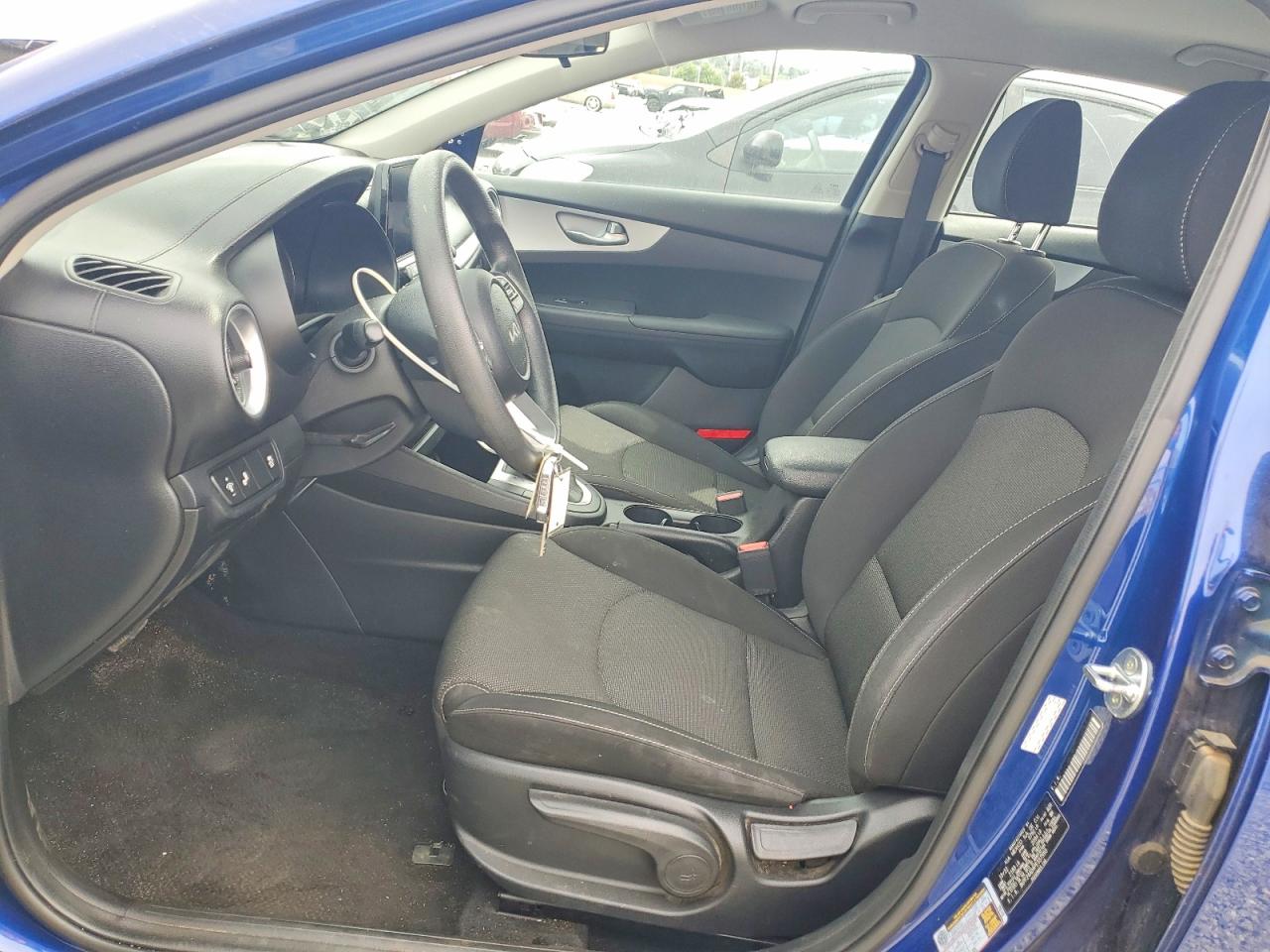 2023 KIA FORTE LXS photo 13