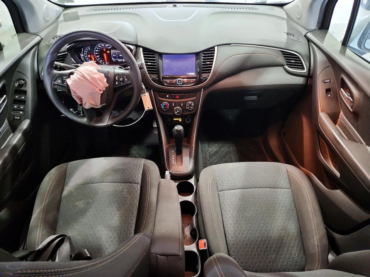 2020 CHEVROLET TRAX LS photo 8