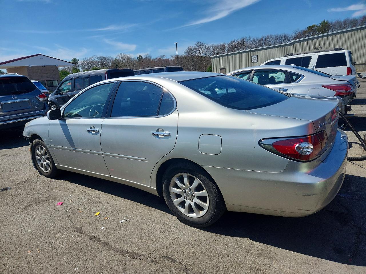 2002 LEXUS ES photo 4