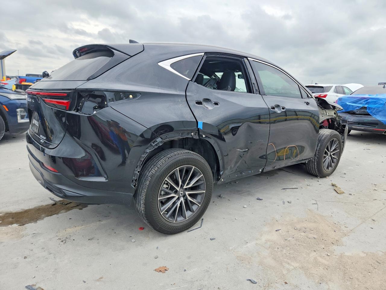 2023 LEXUS NX 350 photo 5