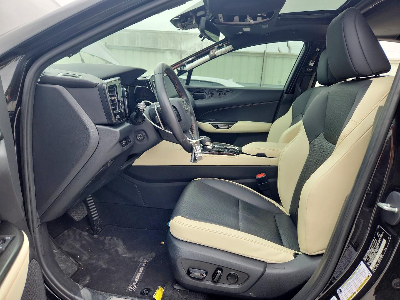 2023 LEXUS NX 350 photo 13