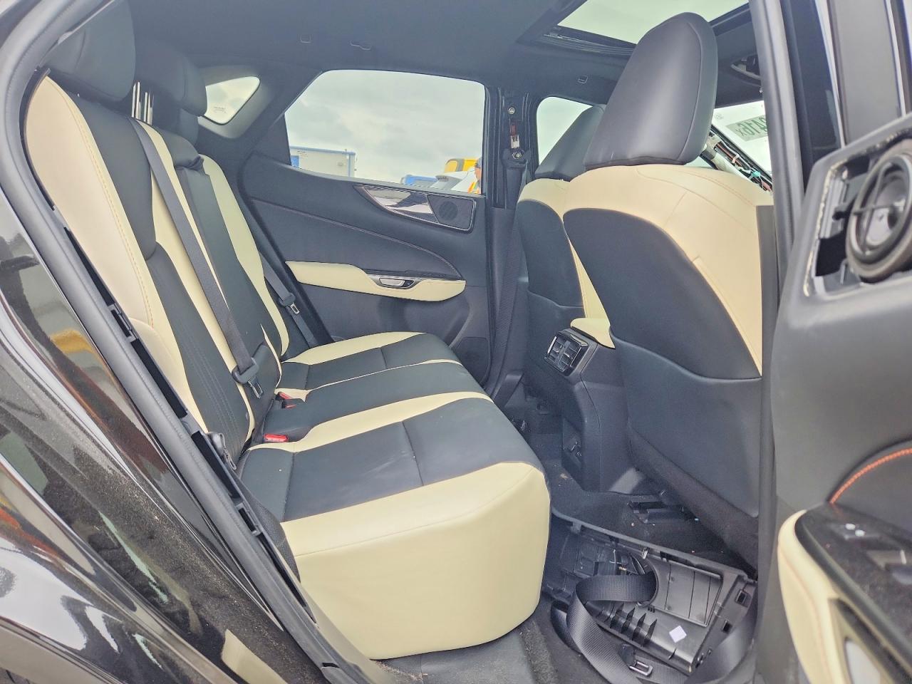 2023 LEXUS NX 350 photo 21